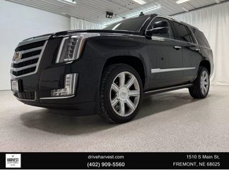 Used 2018 Cadillac Escalade Premium Luxury image 1