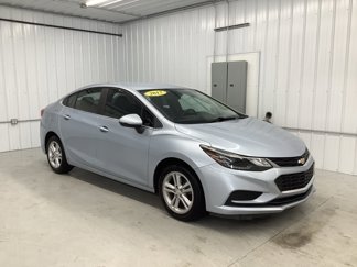 Used 2017 Chevrolet Cruze LT w/ Convenience Package image 1