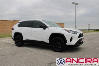Used 2022 Toyota RAV4 LE image 1