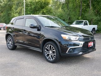 Used 2017 Mitsubishi Outlander Sport ES image 1