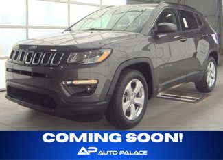 Used 2018 Jeep Compass Latitude image 1