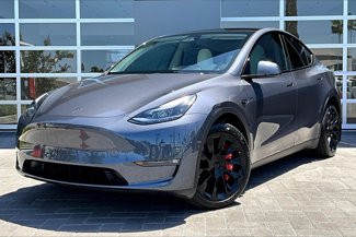Used 2023 Tesla Model Y Long Range image 1