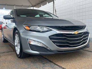 Used 2023 Chevrolet Malibu LT image 1