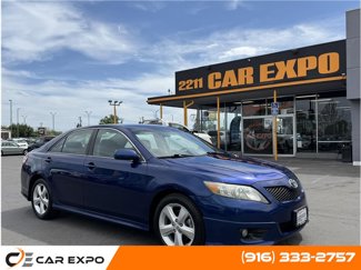 Used 2010 Toyota Camry SE image 1