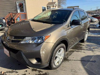 Used 2015 Toyota RAV4 LE image 1