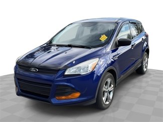 Used 2016 Ford Escape S image 1