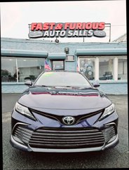 Used 2021 Toyota Camry LE image 1
