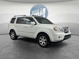 Used 2011 Honda Pilot Touring image 1