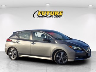 Used 2020 Nissan Leaf SV image 1