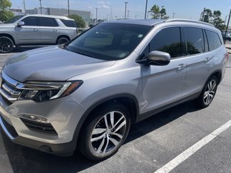 Used 2017 Honda Pilot Elite image 1