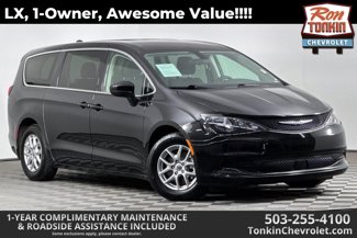Used 2022 Chrysler Voyager LX image 1