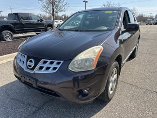 Used 2013 Nissan Rogue S w/ Special Edition Pkg image 1