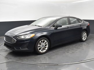 Used 2020 Ford Fusion SE image 1