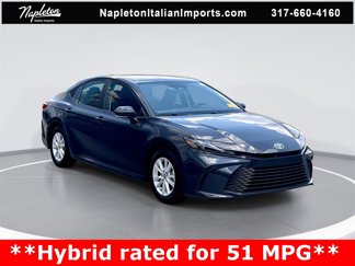Used 2025 Toyota Camry LE image 1