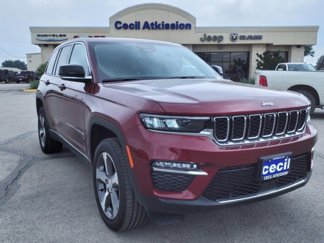 New 2023 Jeep Grand Cherokee Limited w/ Luxury Tech Group II image 1