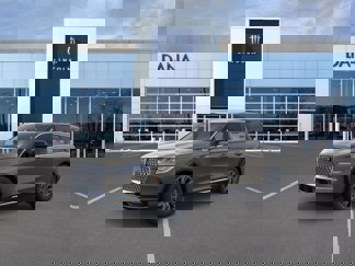 New 2025 Lincoln Corsair AWD w/ Equipment Group 101A image 1
