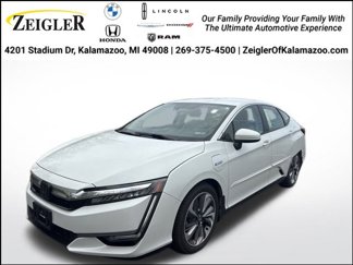 Used 2018 Honda Clarity Touring image 1