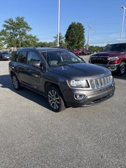 Used 2017 Jeep Compass High Altitude image 1