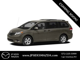 Used 2012 Toyota Sienna SE image 1