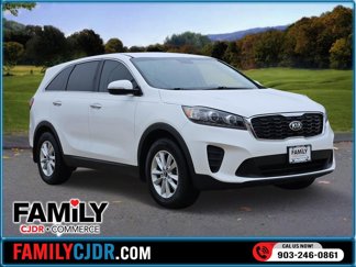 Used 2019 Kia Sorento LX image 1