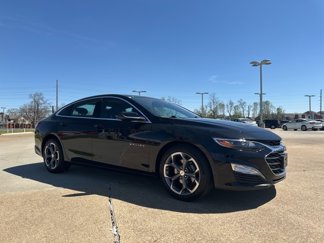 Used 2022 Chevrolet Malibu LT w/ Leather Package image 1