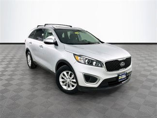 Used 2016 Kia Sorento LX w/ LX Convenience Package image 1