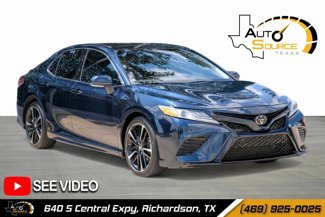 Used 2018 Toyota Camry XSE image 1