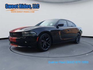 Used 2020 Dodge Charger SXT w/ Blacktop Package image 1