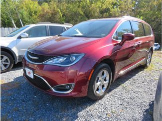 Used 2017 Chrysler Pacifica Touring-L Plus image 1