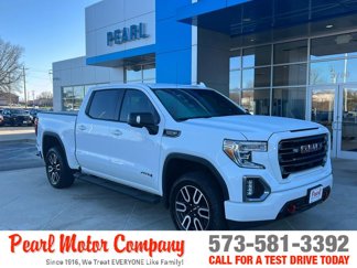 Used 2020 GMC Sierra 1500 AT4 w/ AT4 Premium Package image 1