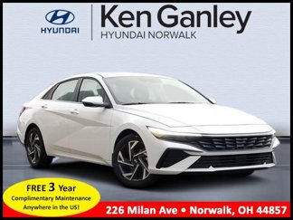 New 2025 Hyundai Elantra Limited image 1