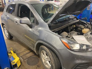 Used 2020 Chevrolet Trax LS w/ Tint and Cruise Package image 1