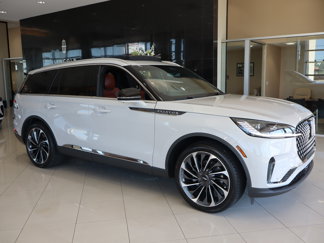New 2025 Lincoln Aviator Reserve w/ Luxury Package image 1