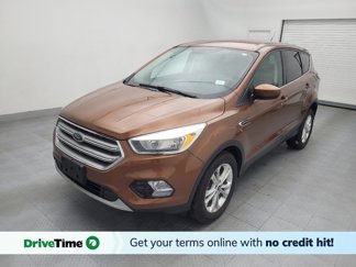 Used 2017 Ford Escape SE w/ SE Cold Weather Package image 1