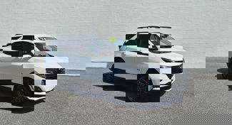 Used 2024 Chevrolet Equinox RS image 1