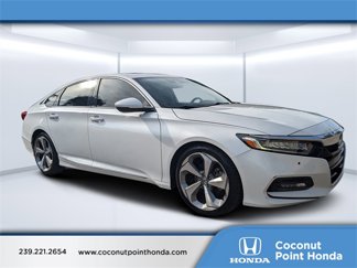 Used 2018 Honda Accord Touring image 1