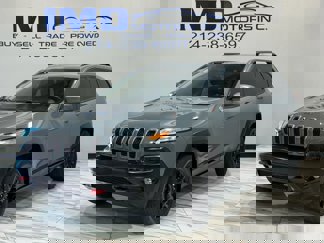 Used 2015 Jeep Cherokee Trailhawk w/ Comfort/Convenience Group video 1