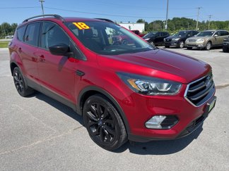 Used 2018 Ford Escape SE w/ SE Sport Appearance Package image 1