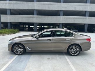 Used 2017 BMW 530i xDrive image 1