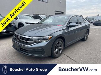 Used 2022 Volkswagen Jetta SE image 1