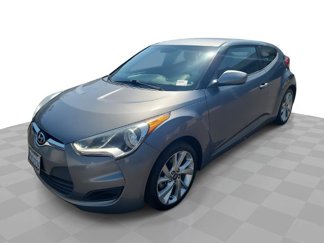 Used 2016 Hyundai Veloster image 1