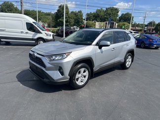 Used 2019 Toyota RAV4 XLE image 1