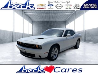 Used 2023 Dodge Challenger SXT image 1