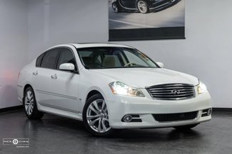 Used 2010 INFINITI M35 image 1