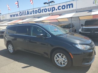 Used 2023 Chrysler Voyager LX image 1