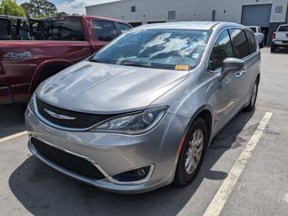 Certified 2020 Chrysler Pacifica Touring image 1