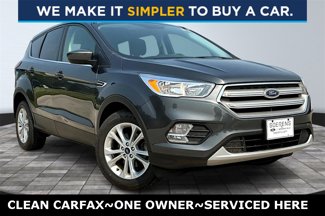 Used 2019 Ford Escape SE image 1