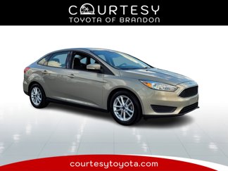 Used 2015 Ford Focus SE image 1