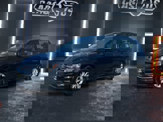 Used 2019 Volkswagen Golf S image 1