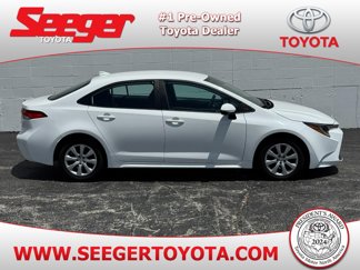 Used 2022 Toyota Corolla LE image 1